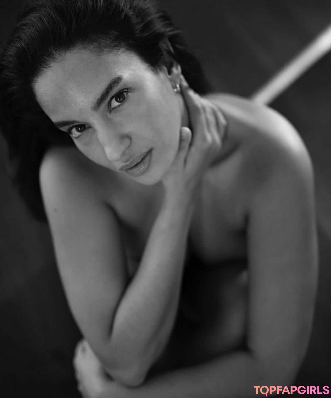 Elena Fernandez model hot pic