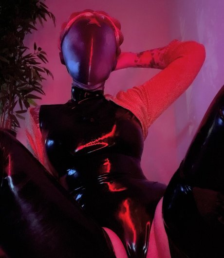 Faith chan pornstar sexy photos