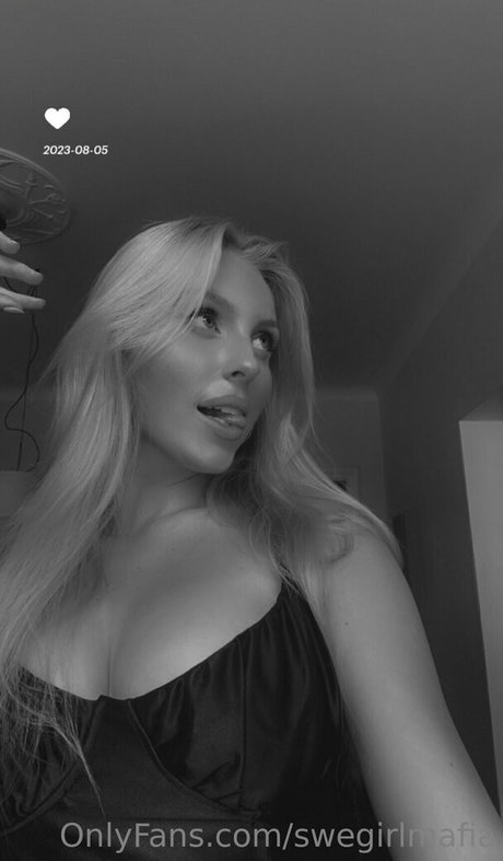 swegirlmafia top model image