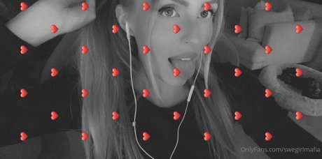 swegirlmafia model nudes archive