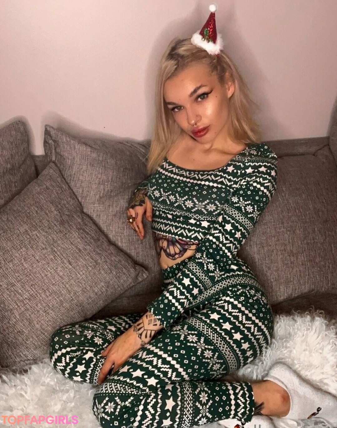 curvy star onlyfans free nude gallery