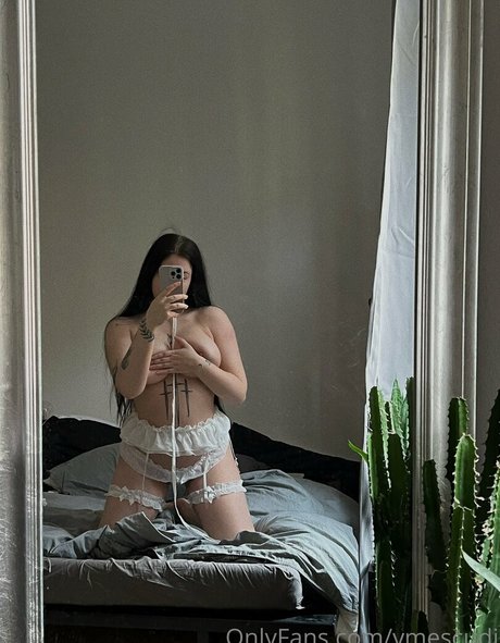 vmescudi erotic model photos