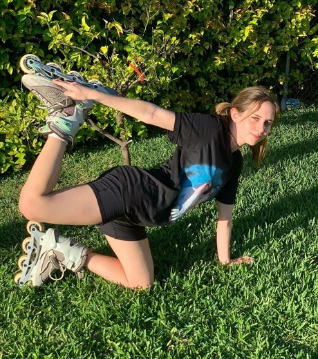 Mica Tenenbaum high quality model images