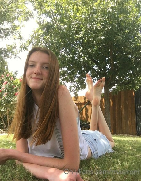 Maci Currin nudes model photos