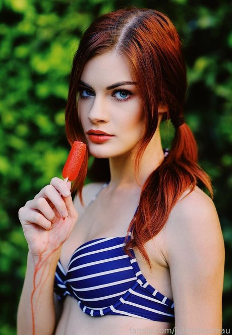 Juliettesureau star sexy pic