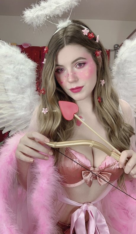 Jazlyn Skyy pornstar naked img