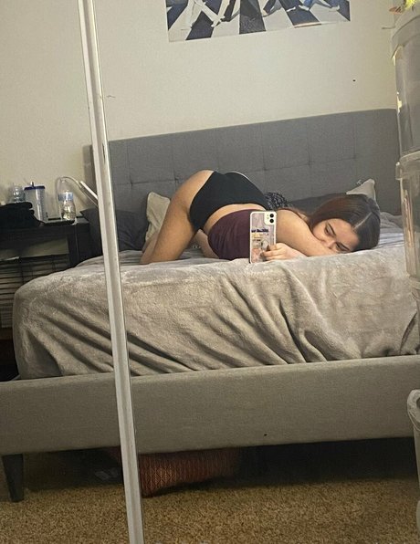 tinyrissy model high quality pic