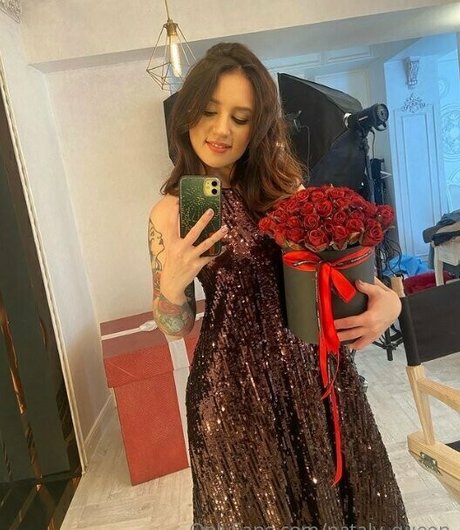 pierced onlyfans nudes photo