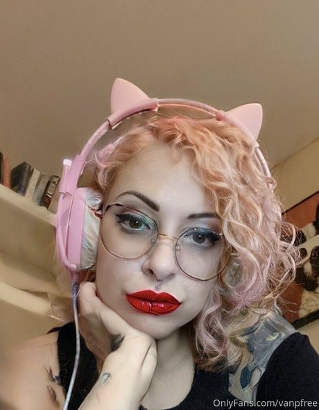 asian hairy onlyfans hot image