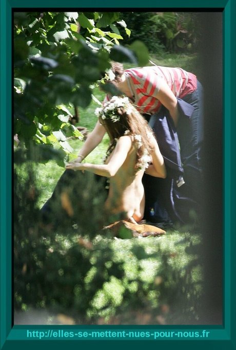 Sienna Miller naked actress galleries