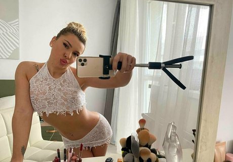 thigh high socks onlyfans beautiful porn pictures