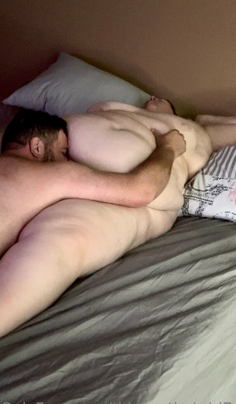 thisguythatgirl7 2 0 model pictures