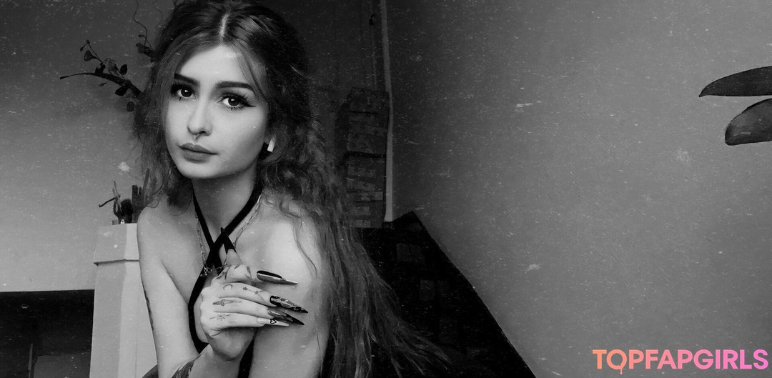 selenophiliaa beautiful actress pictures