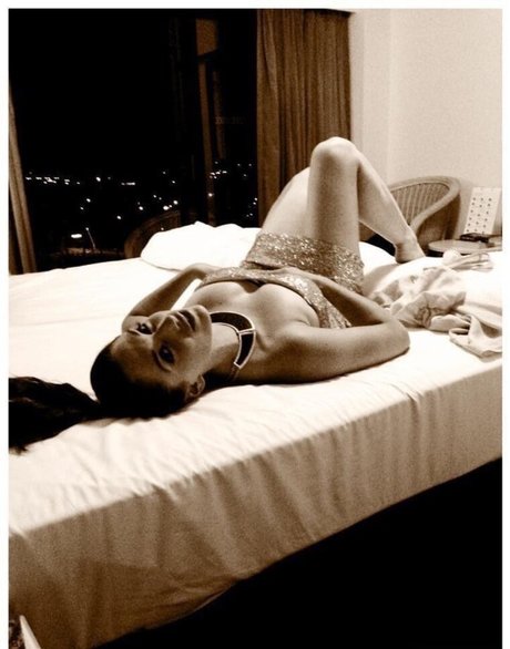 Libby Hopwood star beautiful pic