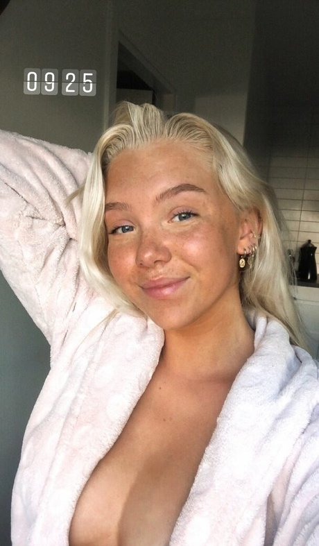 kitty milf onlyfans nude picture