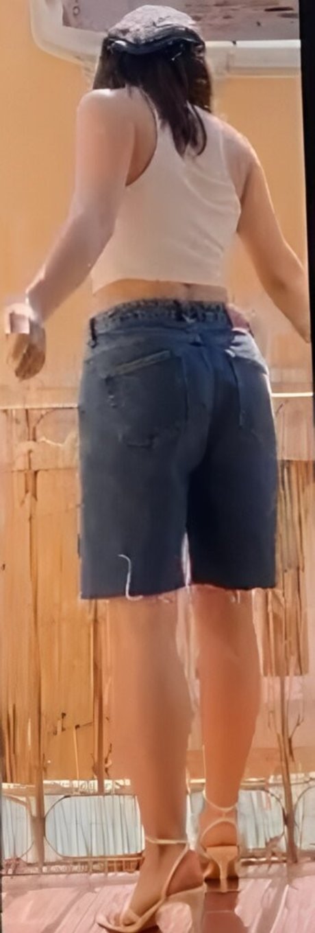 Anne Whisper model hd galleries