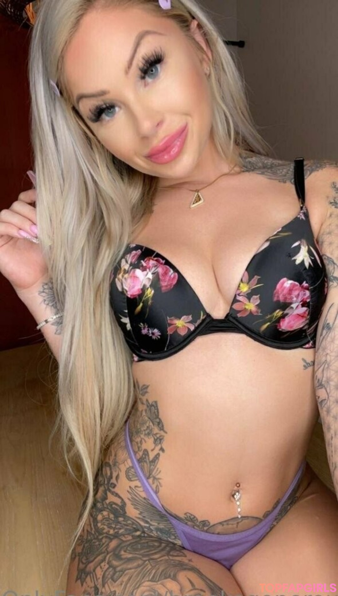 brookegonerouge hd model picture
