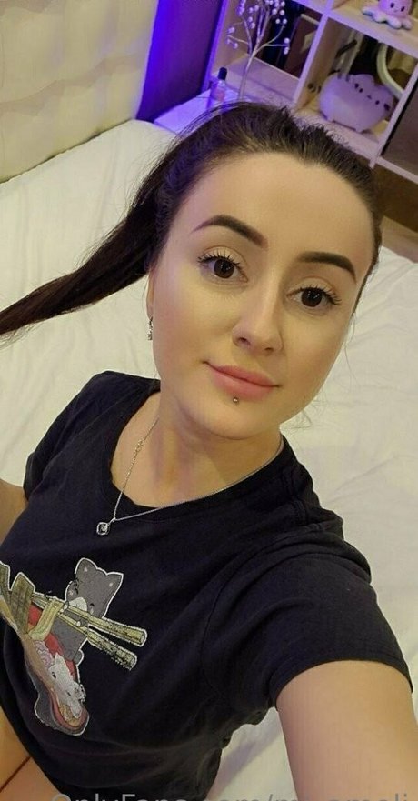 mi ameli free actress image