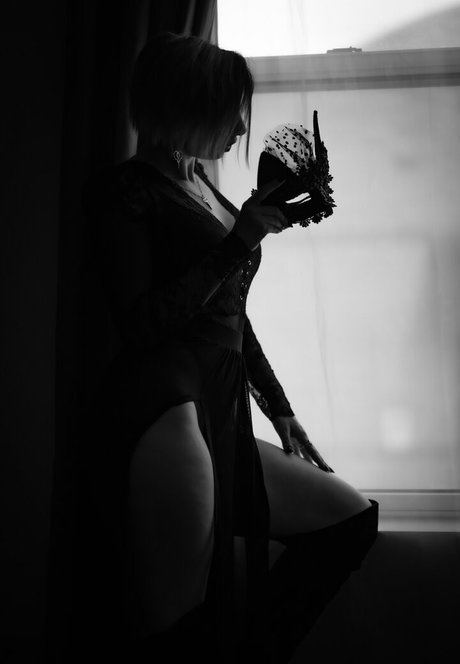 lobfree erotic actress gallery