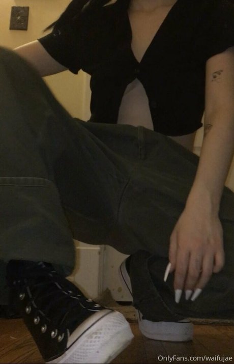 divinesolesandtoes erotic star archive