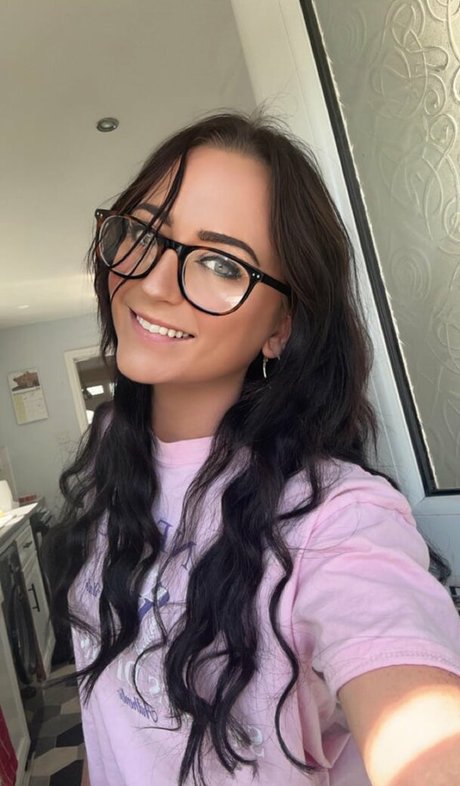 LittleSam xx erotic pornstar pics