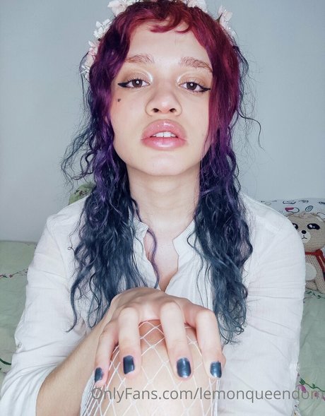 LemonQueendom pornstar sex gallery