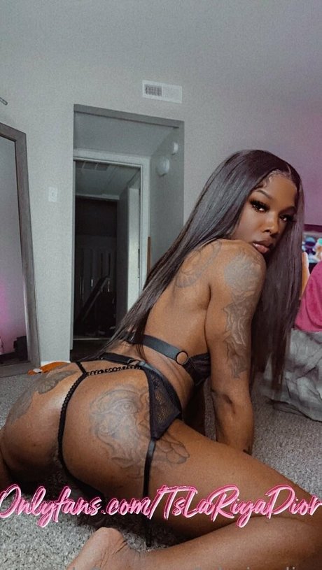 tslariyadior pornstar nudes pic