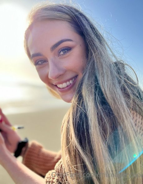 mikeaveryxxx nudes actress pic