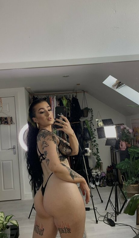 mimialmighty porn actress pictures