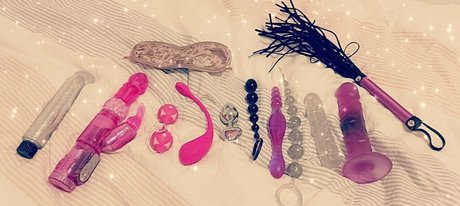 emo trans onlyfans adult pics