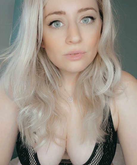 girlfriend onlyfans free nude gallery