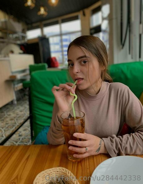 teenybabydolll pornstar hot images