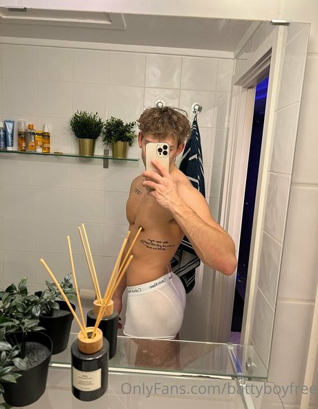 battyboyfree nudes model archive