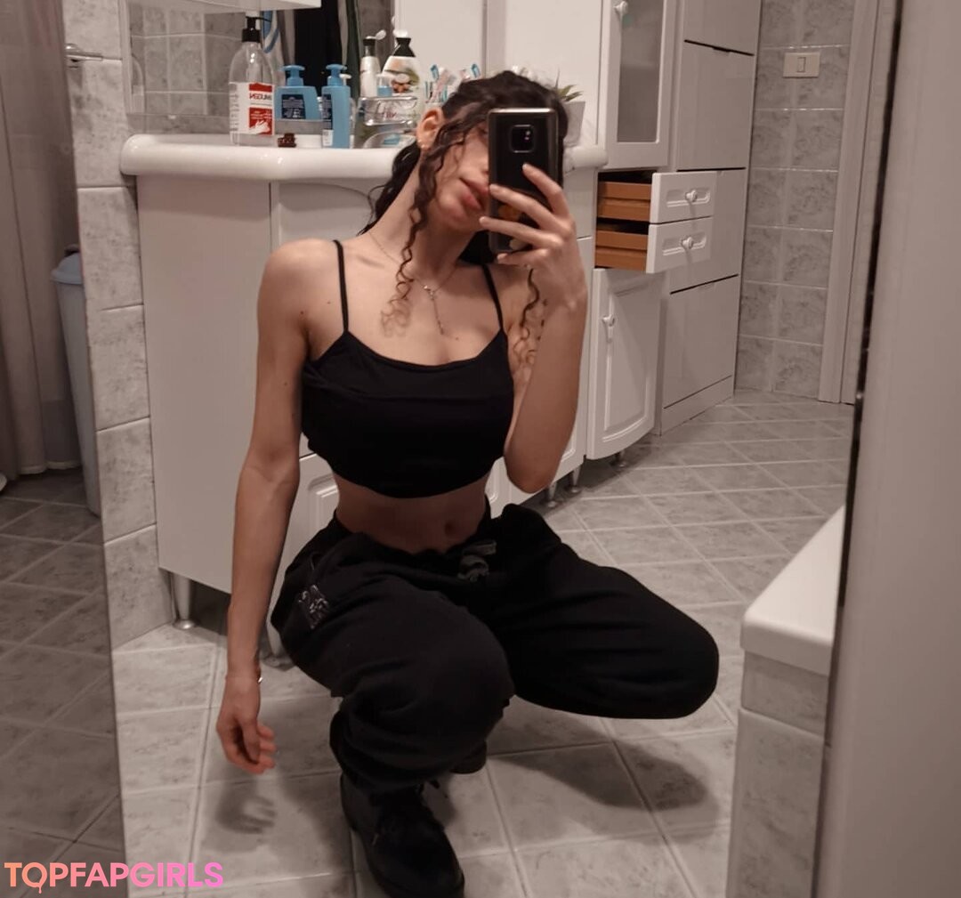 sister nude onlyfans adult pic