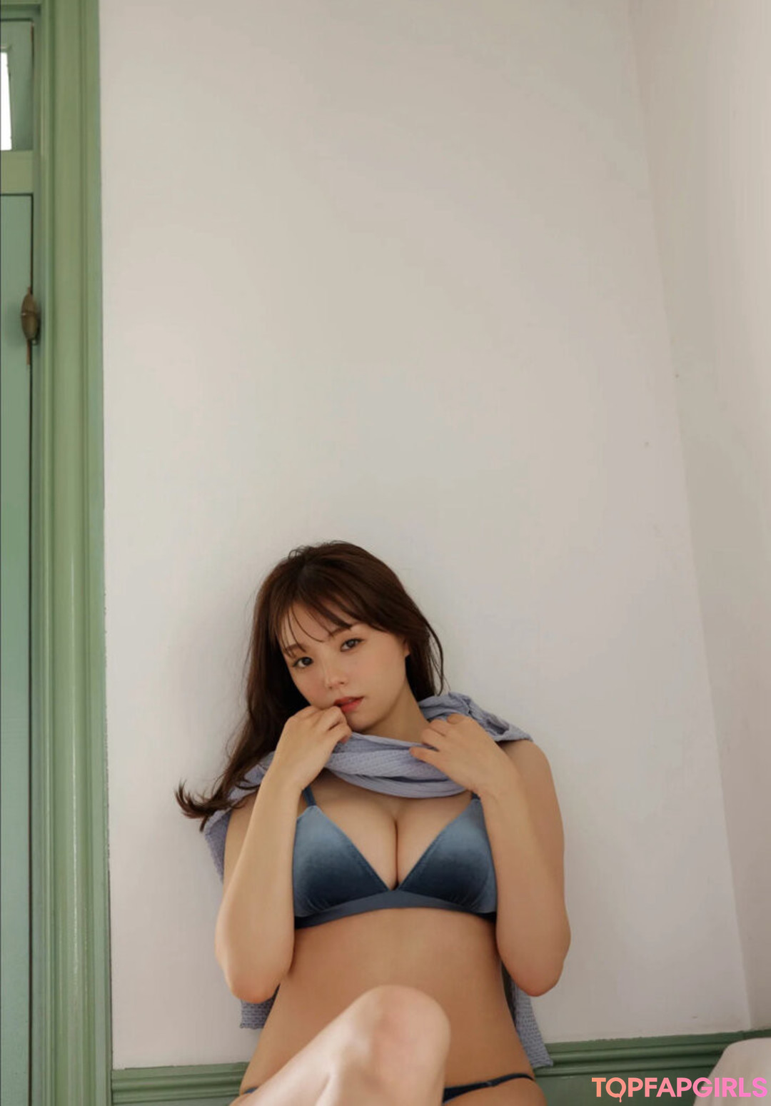 outside onlyfans hot images