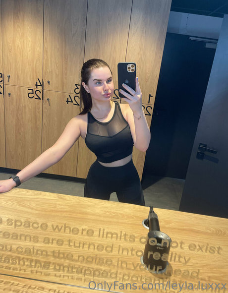 leyla luxxx pornstar exclusive pictures