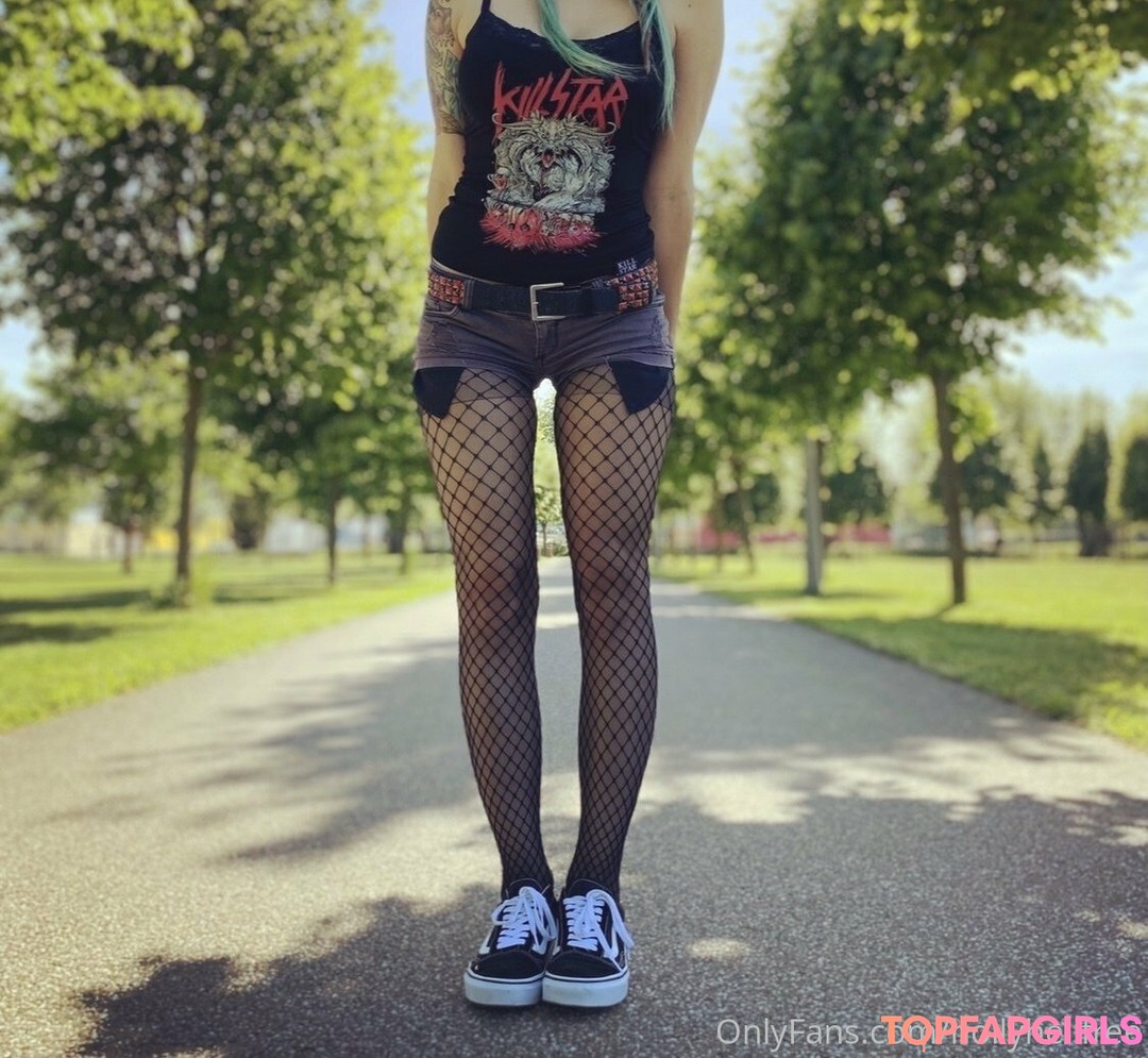 hollyhellfree sex actress img