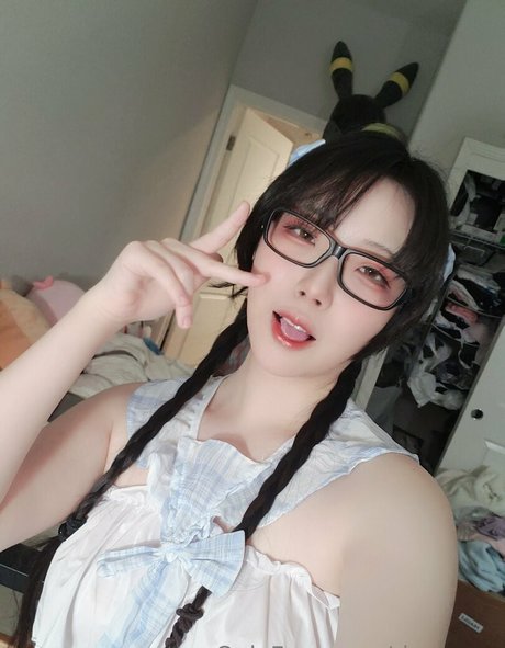 rinya cos model exclusive pics