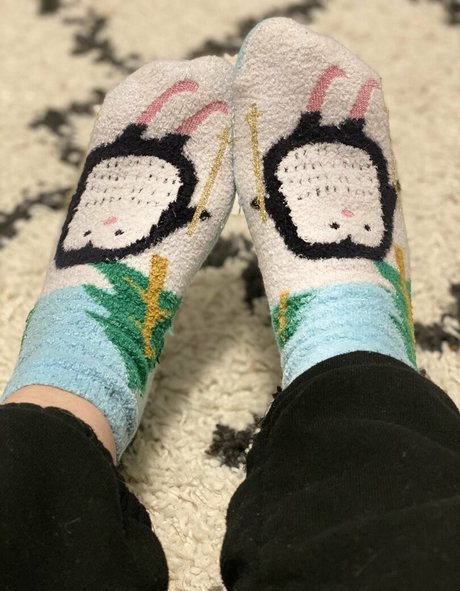 feet goddezz hot model pic