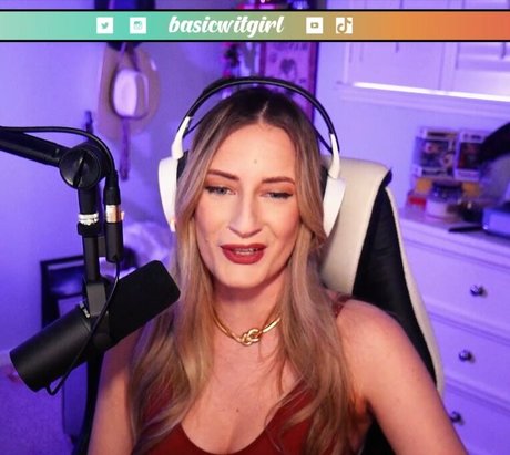 milf free onlyfans sexy naked img