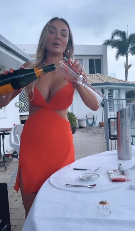 Brooke Evers exclusive pornstar image