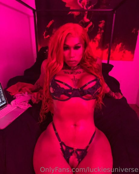 luckiesuniverse art pornstar pics