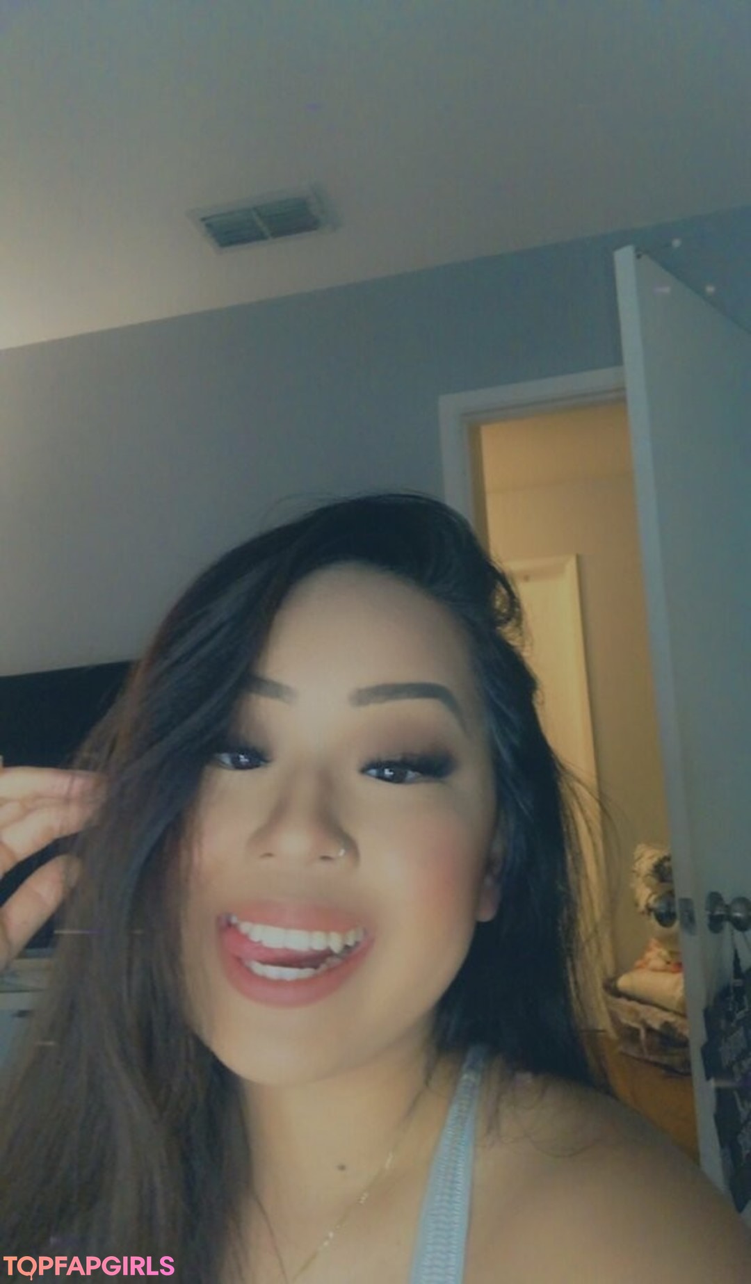asianbbygirl18 naked pornstar photos