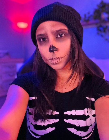 sincerelyxjade free nudes actress pic