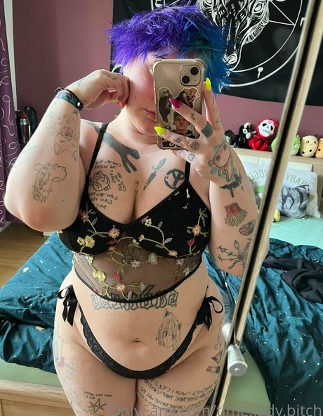 time lady bitch star top pic