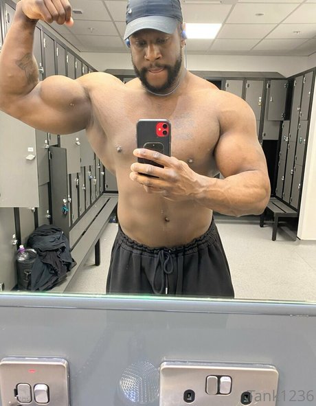 pleasure12368 model hot photo