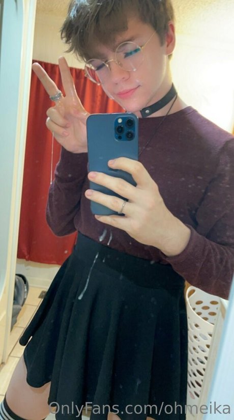 ohmeika actress picture