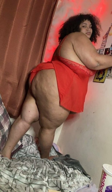 mature blonde onlyfans nudes img