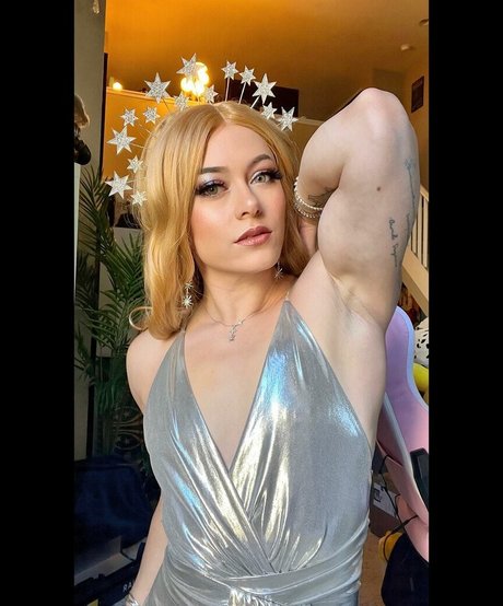 Claire Max high quality model pictures