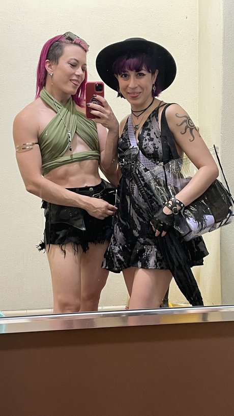 Claire Max star pretty img